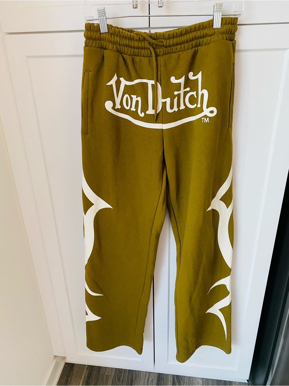 Von Dutch pea green sweatpants medium Y2K